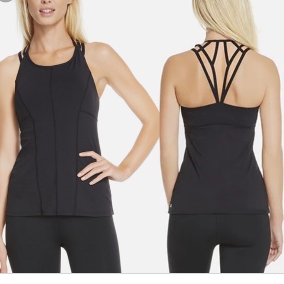 Fabletics Tops - NWT FABLETICS arianna tank